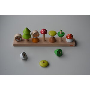 sorting game: colours & shapes in the woods