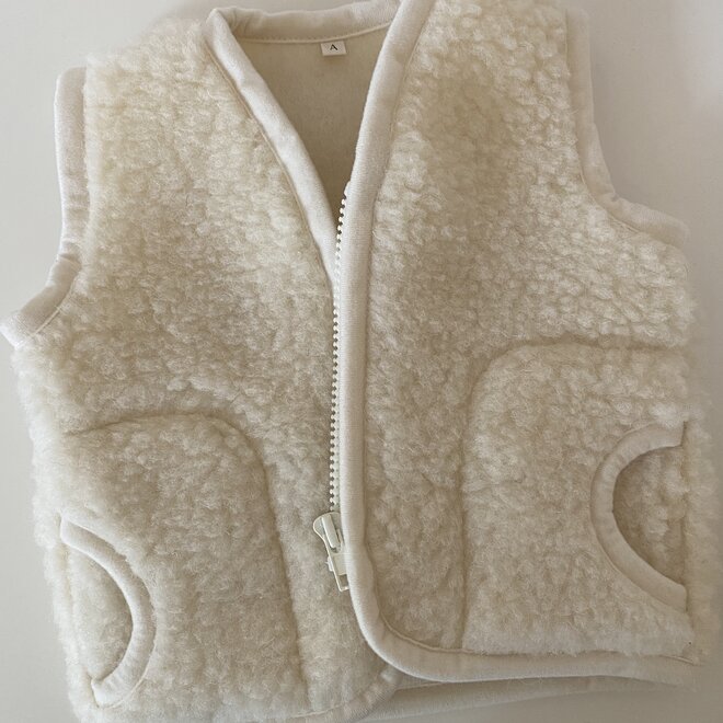 wool vest - natural white