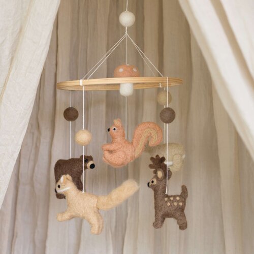 BABY BELLO woodland mobile