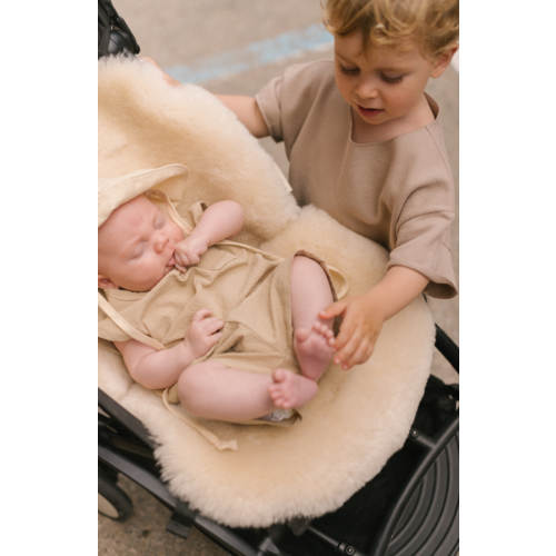 BINIBAMBA sheepskin snuggler - milk