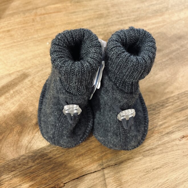booties - dark grey - 100% soft wool
