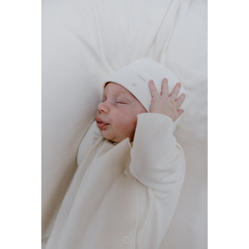 GRAY LABEL newborn beanie cream