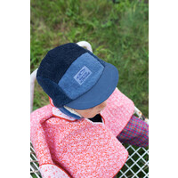 NEW KIDS IN THE HOUSE winter cap with plush lining - robin terry space