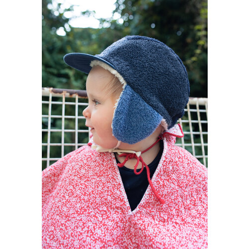 NEW KIDS IN THE HOUSE winter cap with plush lining - robin terry space