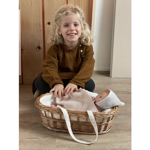 EGMONT TOYS wicker carry cot