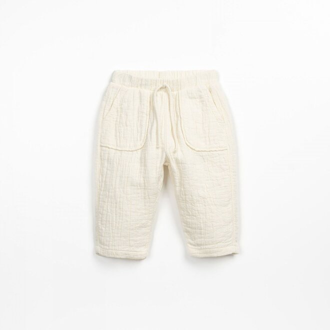 woven trousers