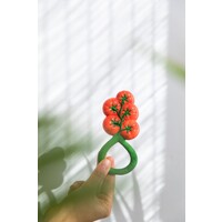 OLI & CAROL tomato rattle toy