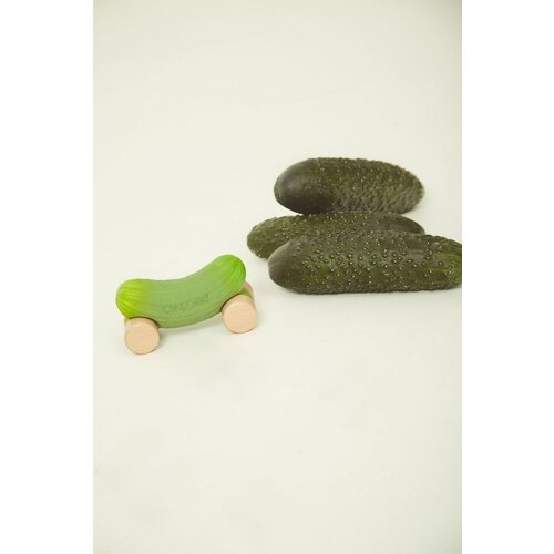 OLI & CAROL pepino the cucumber baby car