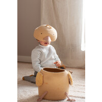 LORENA CANALS basket charlie the chicken