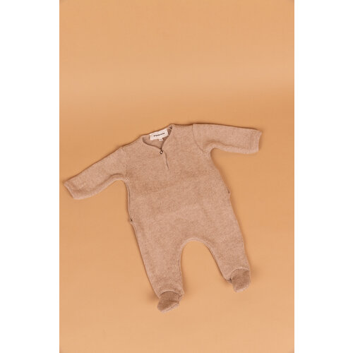 PEQUENO TOCON fleece onesie with feet - beige
