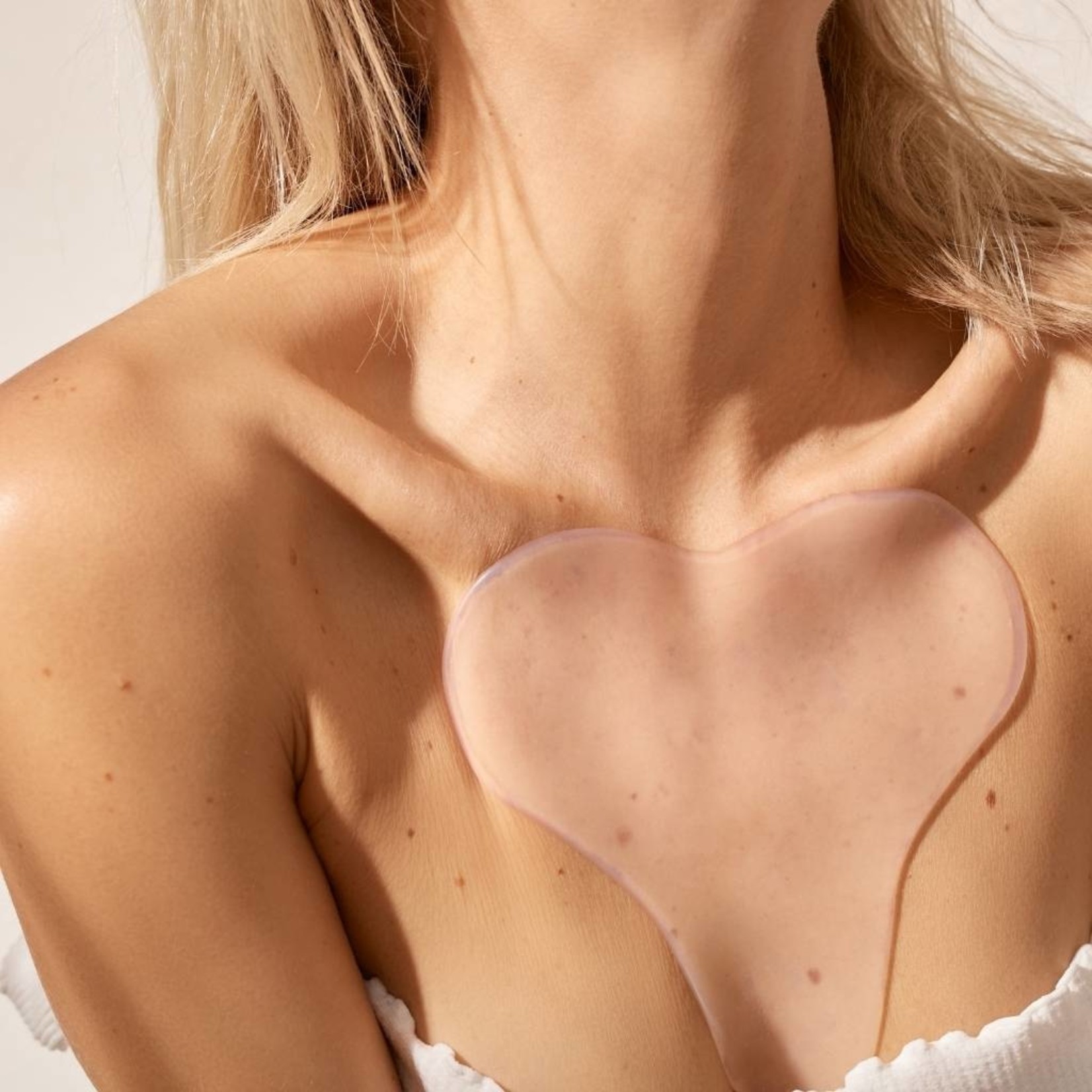 Apricot Décolleté Patch - liberté décolleté