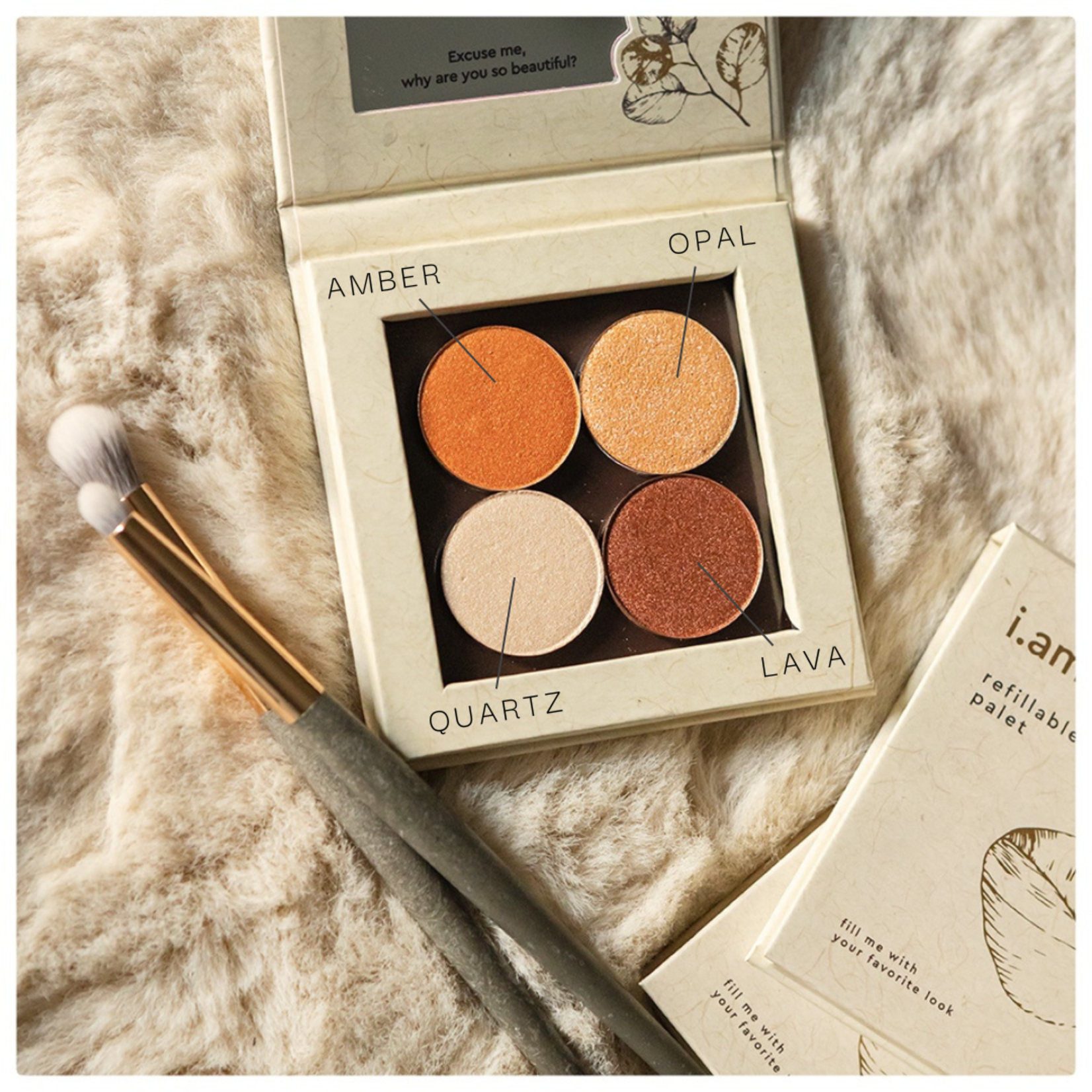 i.am.klean Compact Mineral Eyeshadow 'Desert'