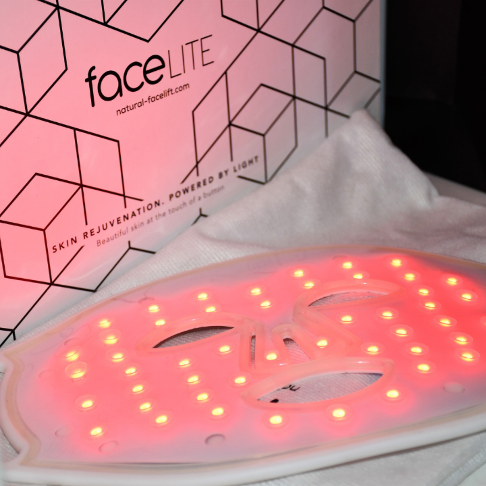 Omnilux FaceLite + DecoLite LED MASK