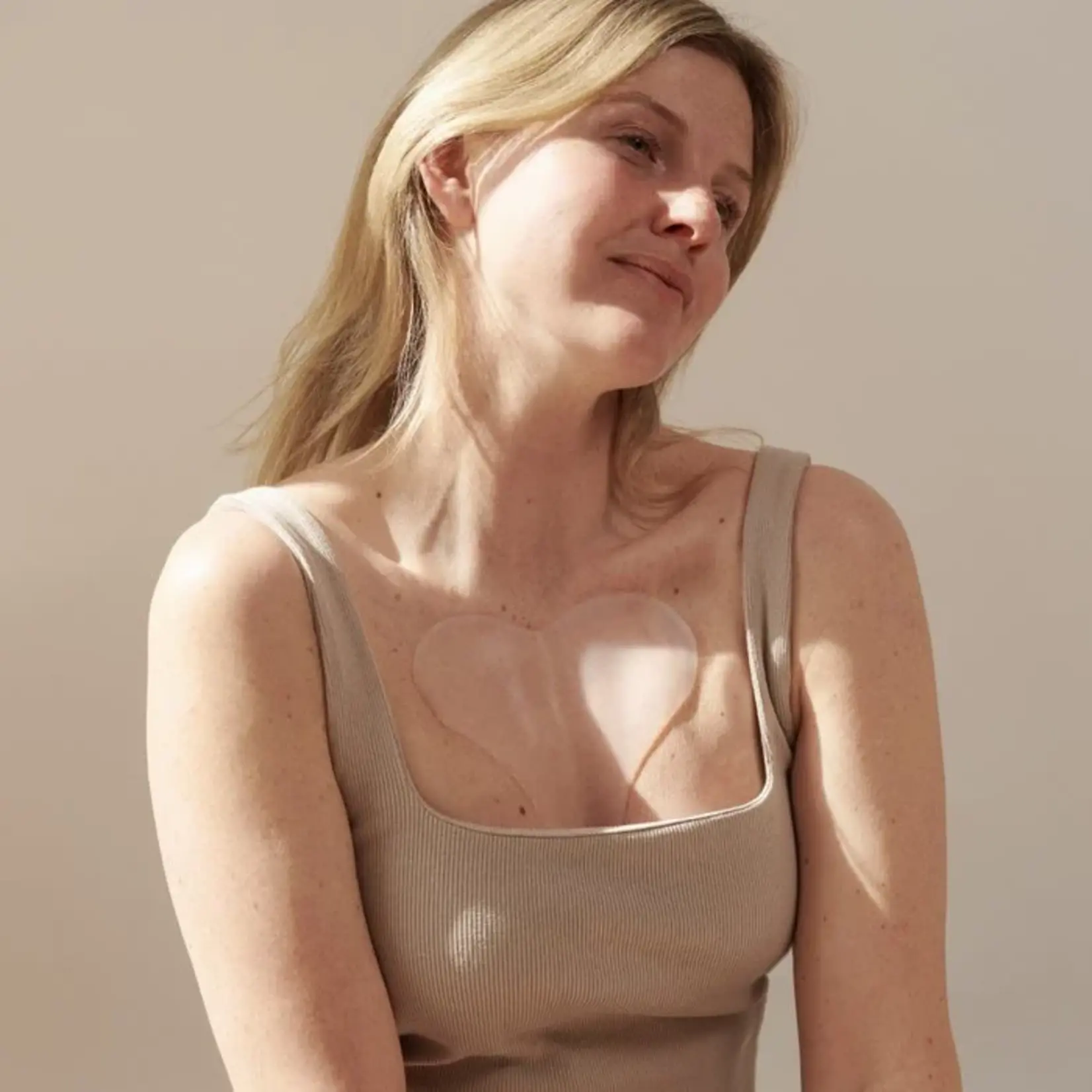 Apricot Décolleté Patch - one calm away