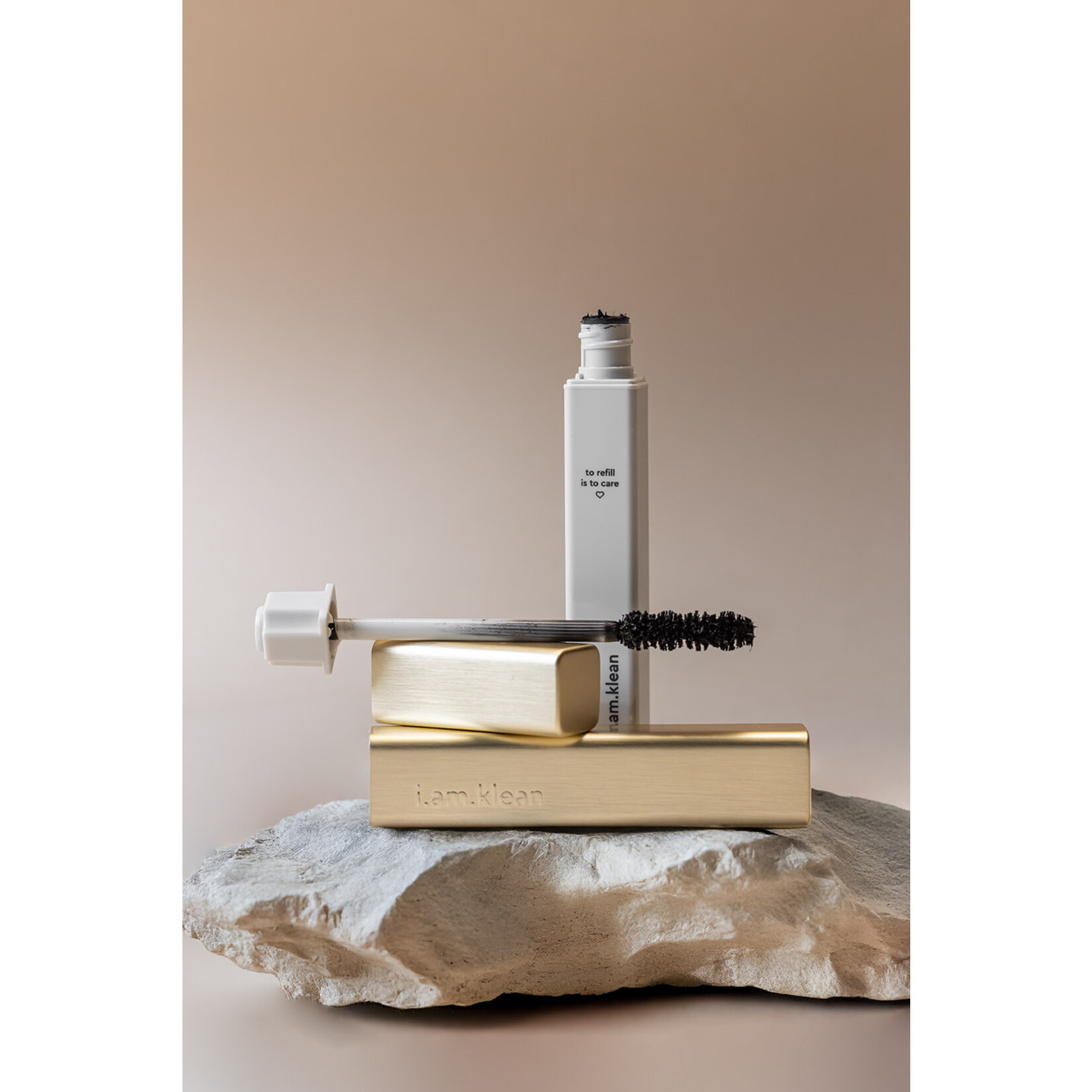 i.am.klean Big & Bold Refillable Mascara