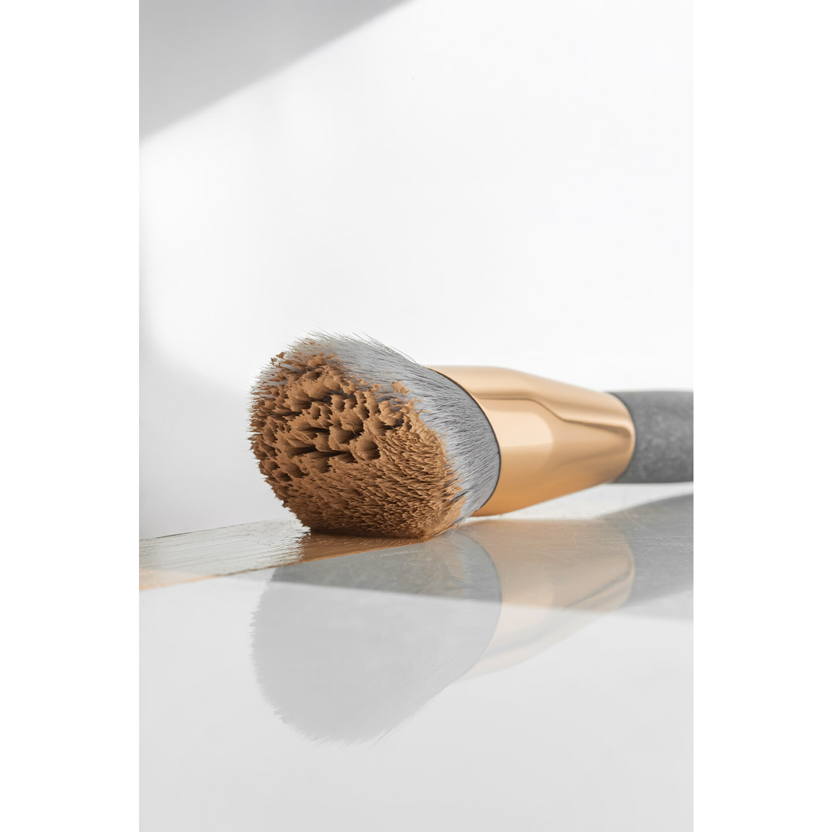 i.am.klean #17 Buffing Foundation Brush
