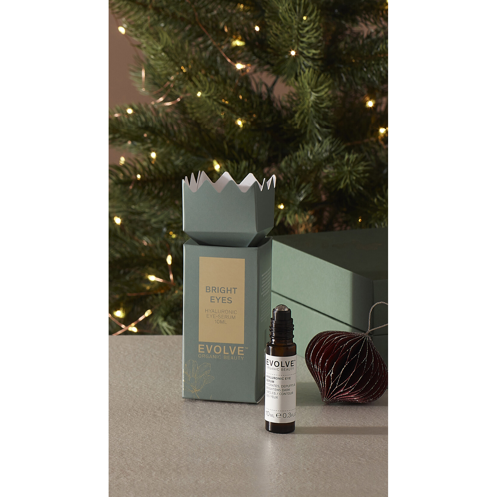 Evolve Organic Beauty Bright Eyes Cracker