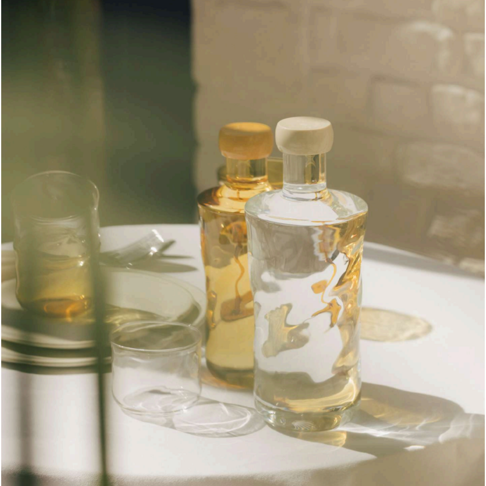Paveau Glassware PRE-ORDER | Paveau Swirl Large Bottle 1.25l