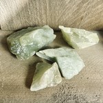 New Jade (Serpetijn) ruw maat L
