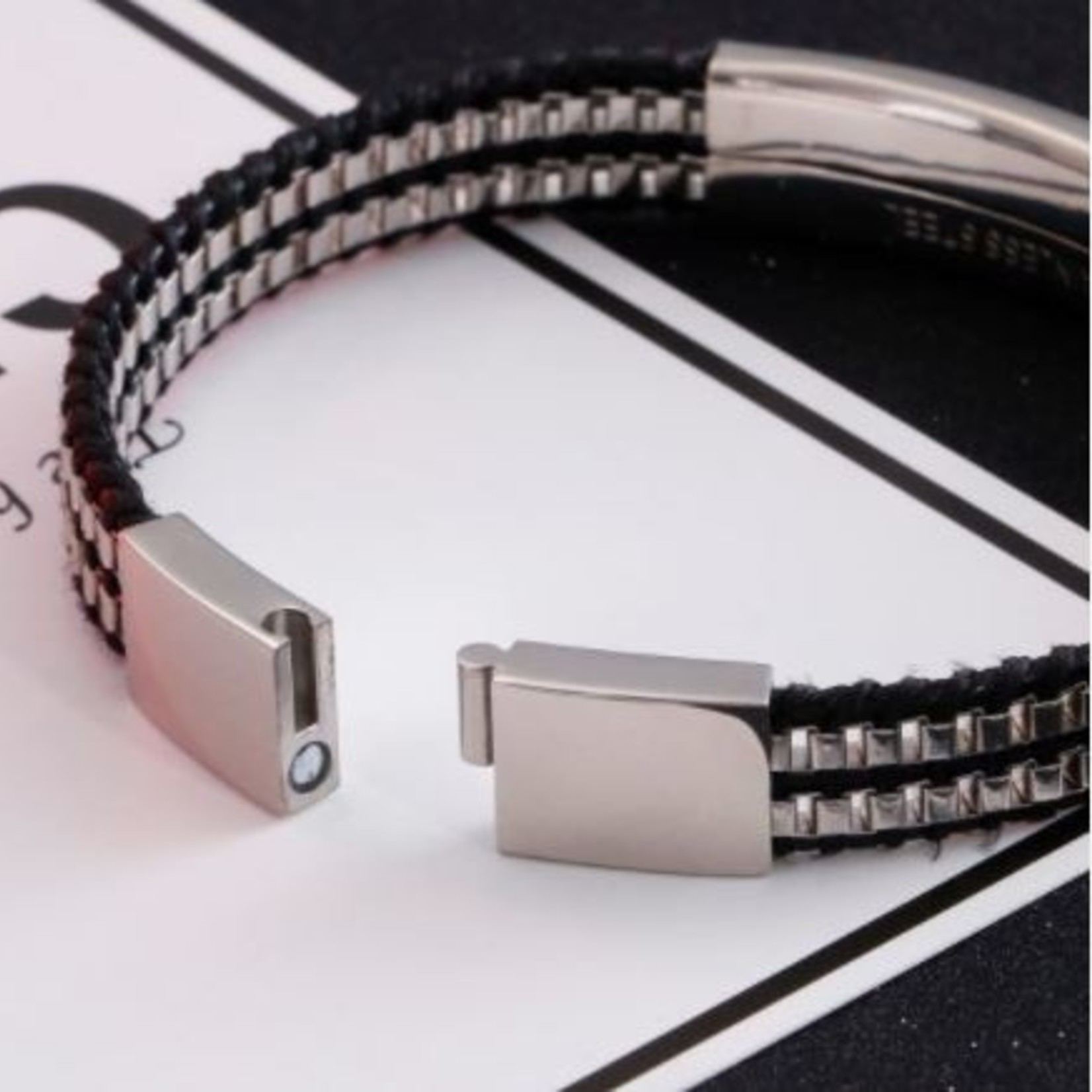 Eve's Gifts Gift Box Men - Bracelets