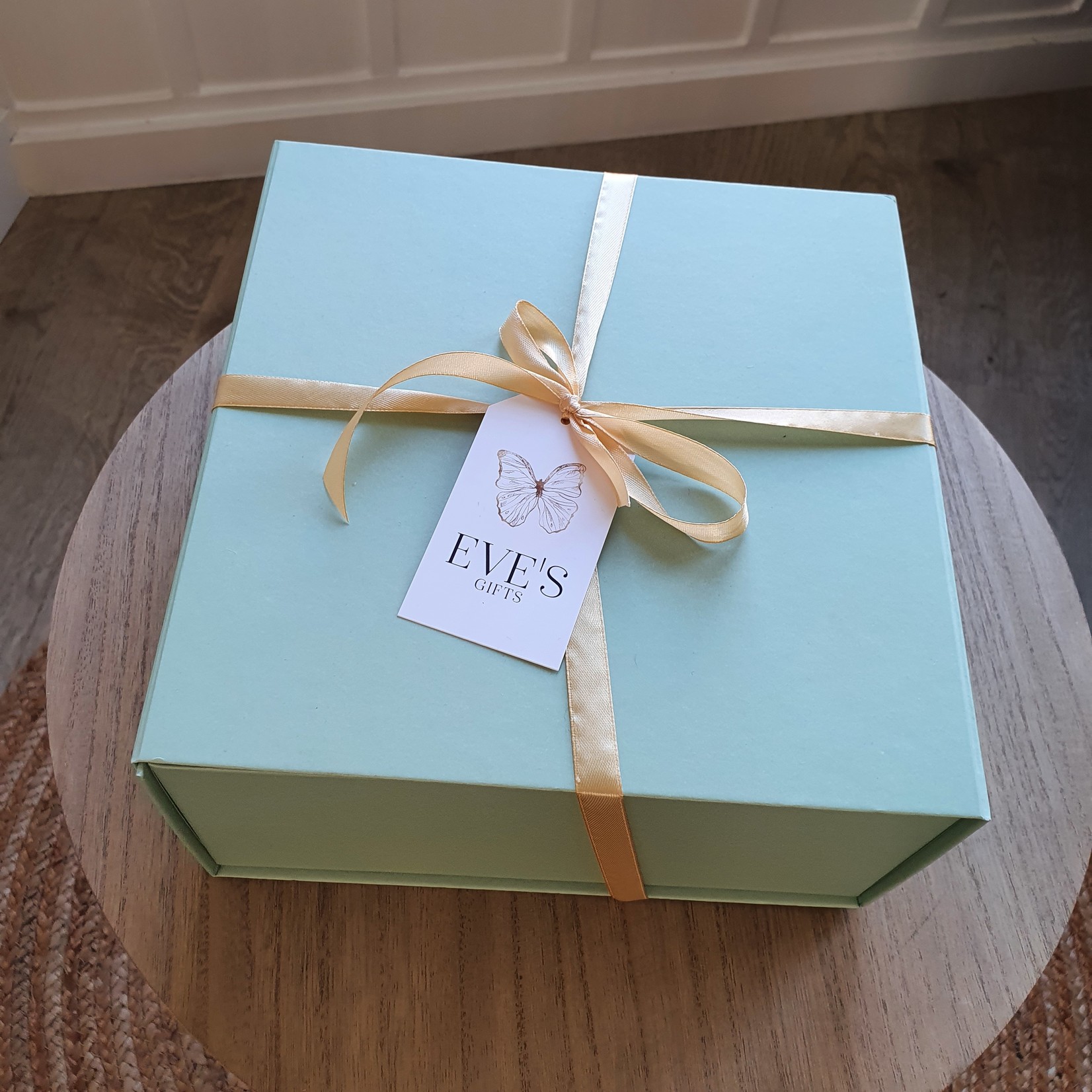 Eve's Gifts Mint Gift Box - Be your own sunshine