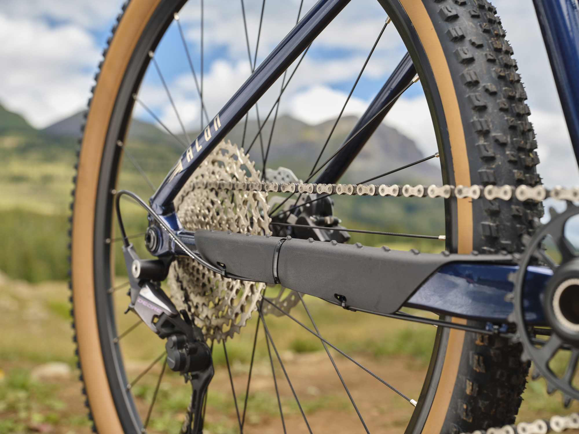 Giant Talon 0 2025 Ultra Navy