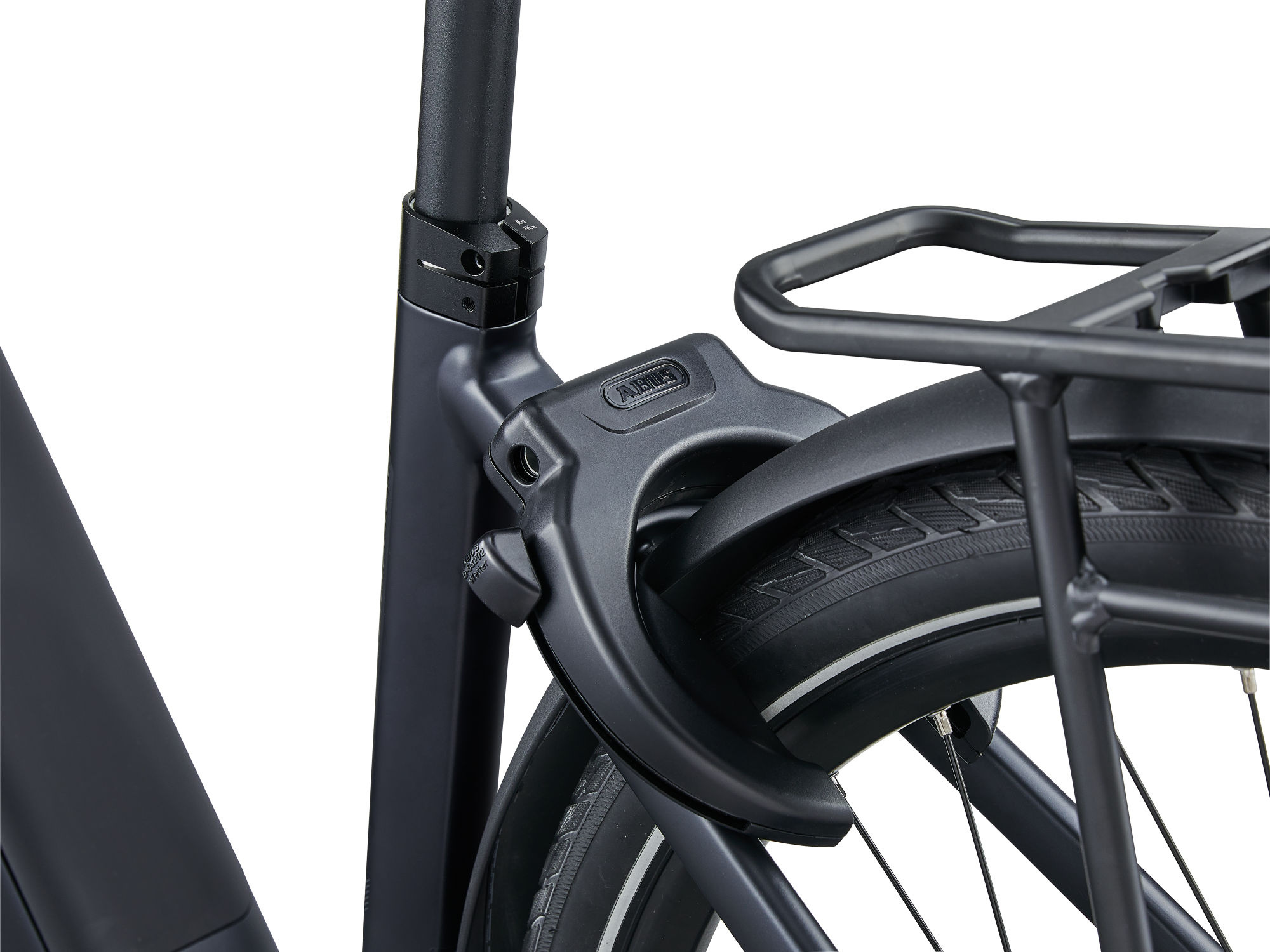 Giant NewTour E+ 2 LST 2026 Cold Night