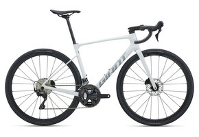 Giant Defy Advanced 2 2027 Pearl White