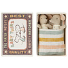 Tweeling baby muis in matchbox