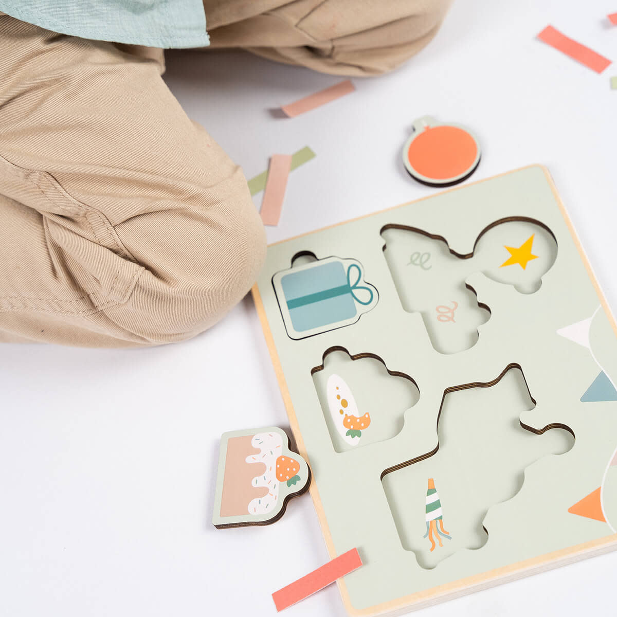 Done by Deer Eerste puzzel Celebration Colour mix