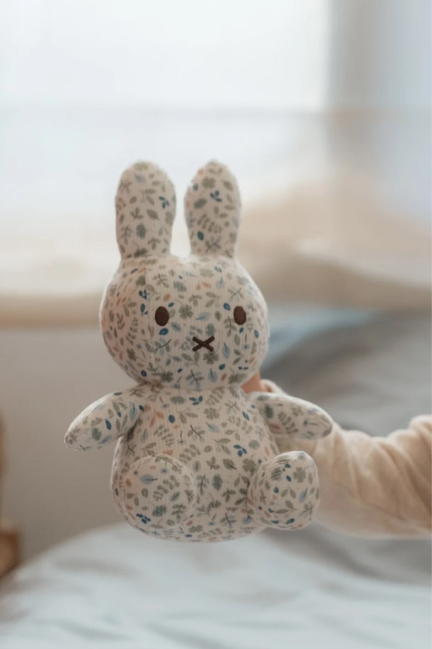 Little Dutch Nijntje x Little Dutch Lucky Leaves 20cm all over GRS