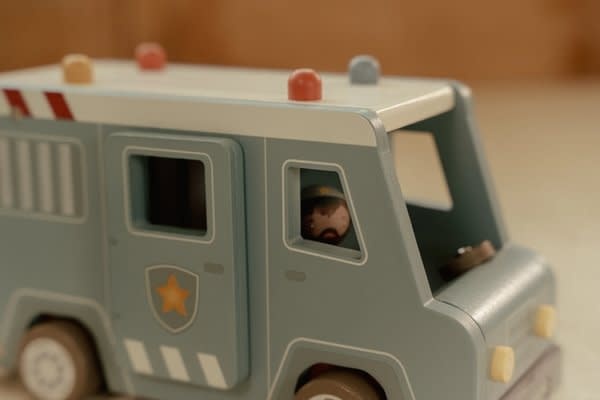 Little Dutch LD politiebus FSC