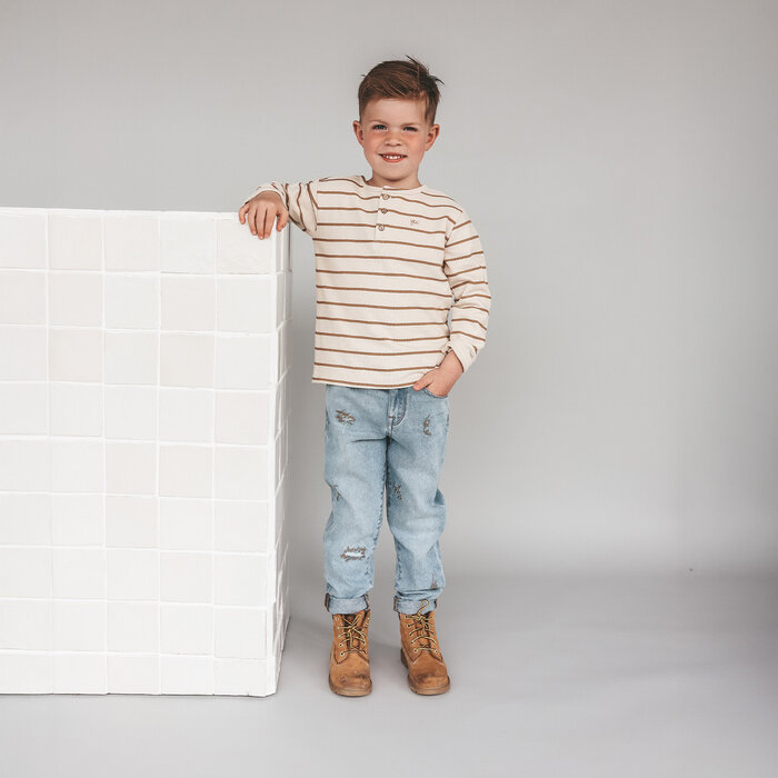 Your Wishes Denim | Tapered Embro Jeans Faded Blue