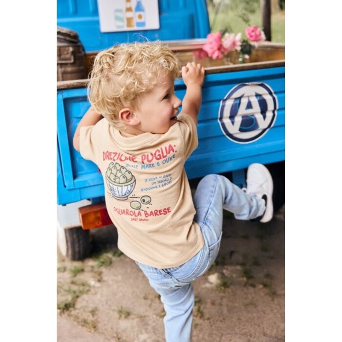 Daily7 T-shirt Backprint Latte Sand