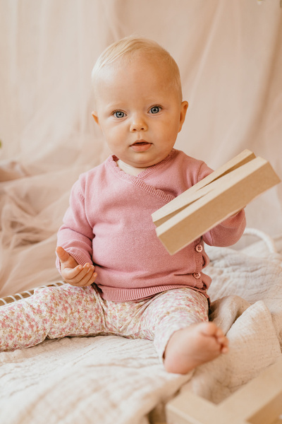 A Tiny Story baby cross body cardigan Rouge