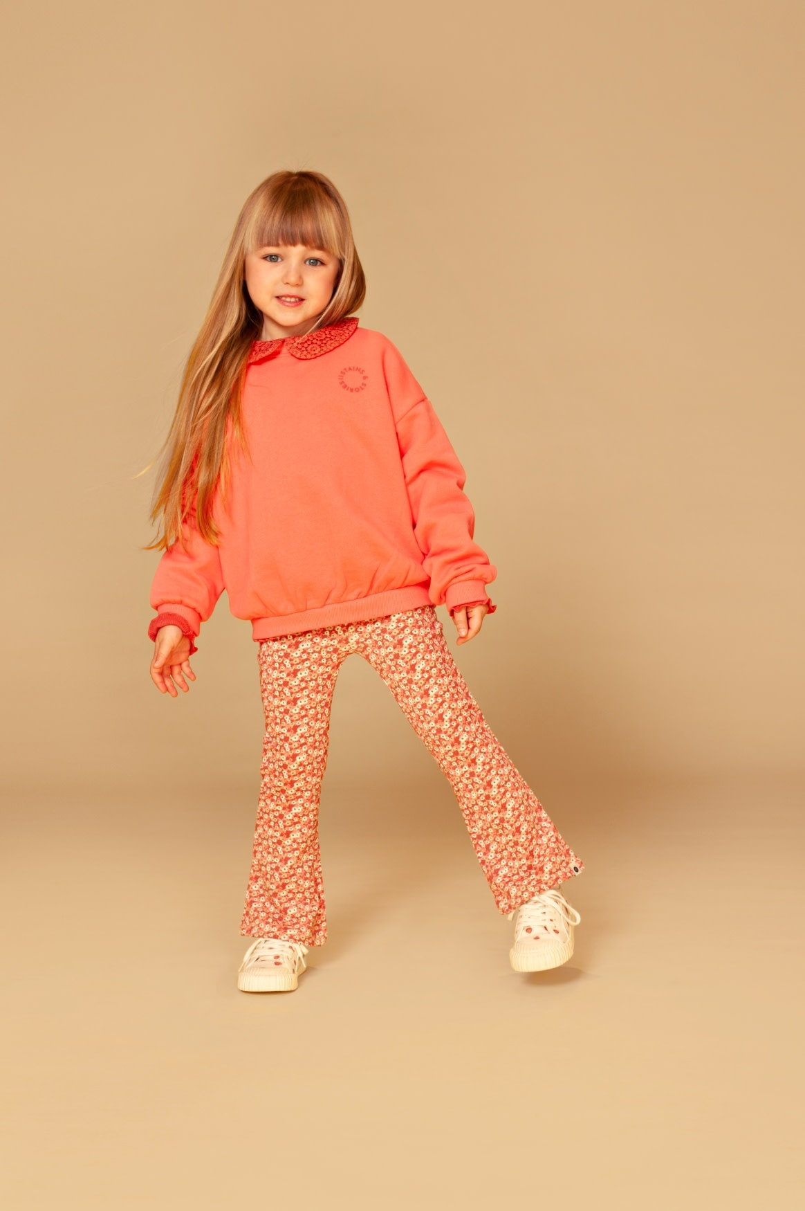 Stains & Stories girls flared pants Beige