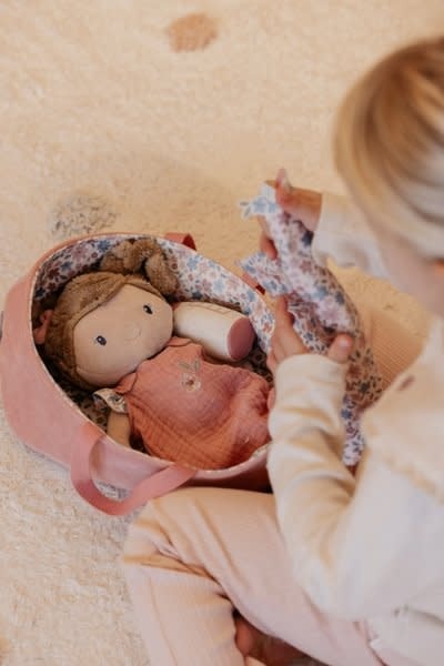 Little Dutch LD Babypop in mandje Rosa GRS