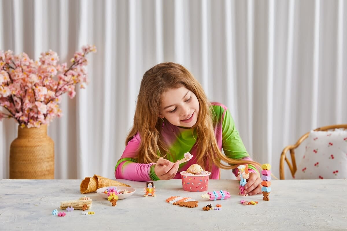 Plus-Plus Plus-Plus Learn To Build Ice Cream Shop (4351)