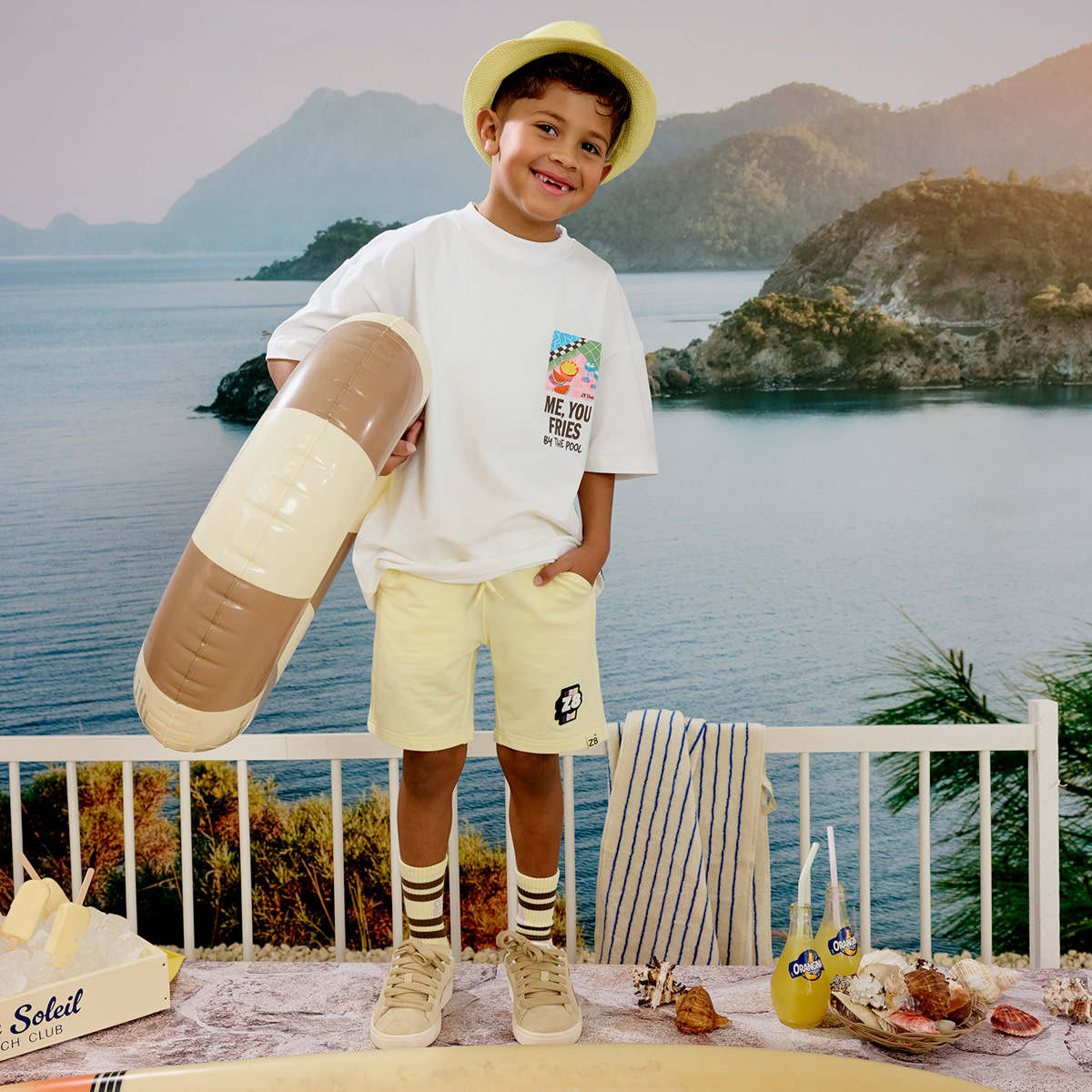 Z8 Zayd Bright white