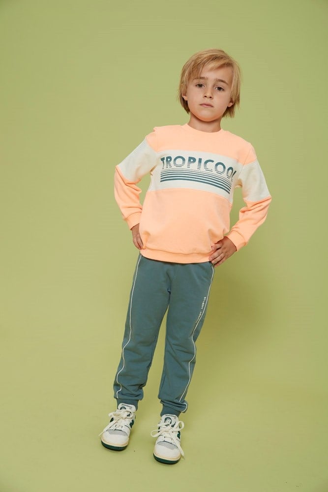 Sturdy Sweater Neon Oranje - Lagoon Legends