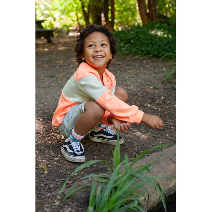 Sturdy Sweater Neon Oranje - Lagoon Legends