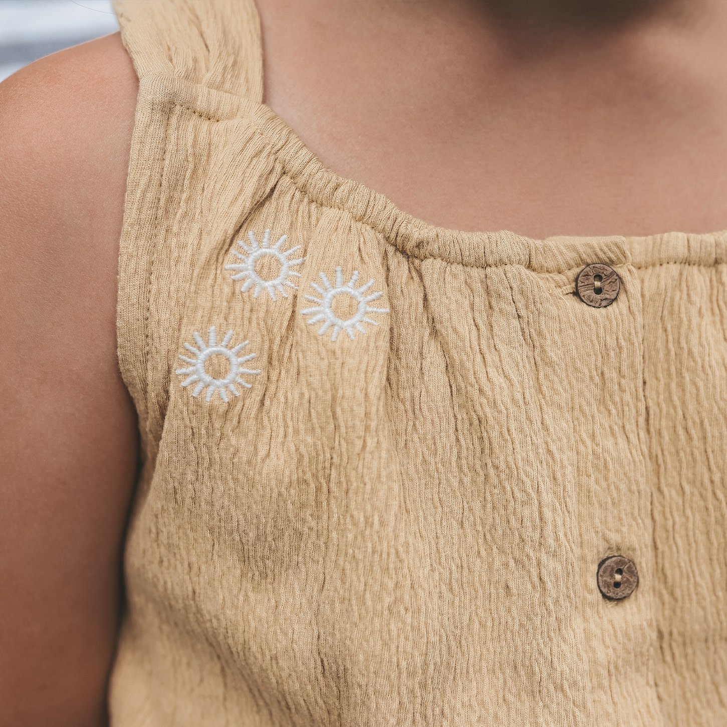 Your Wishes Wavy | Button Top Desert Dust