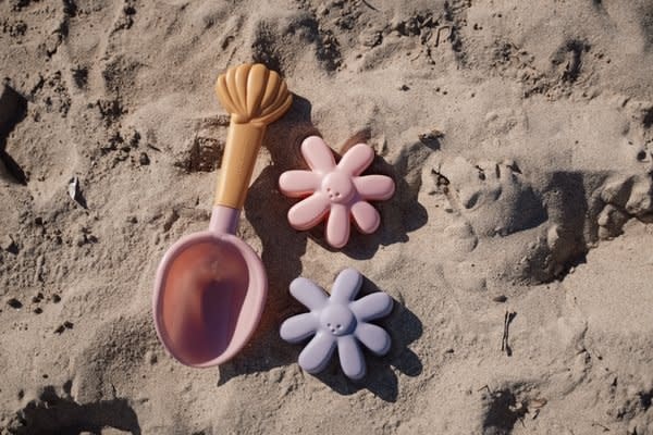 Little Dutch Strandset Schepje en Zandvormen - Roze - Dreamy Mermaid