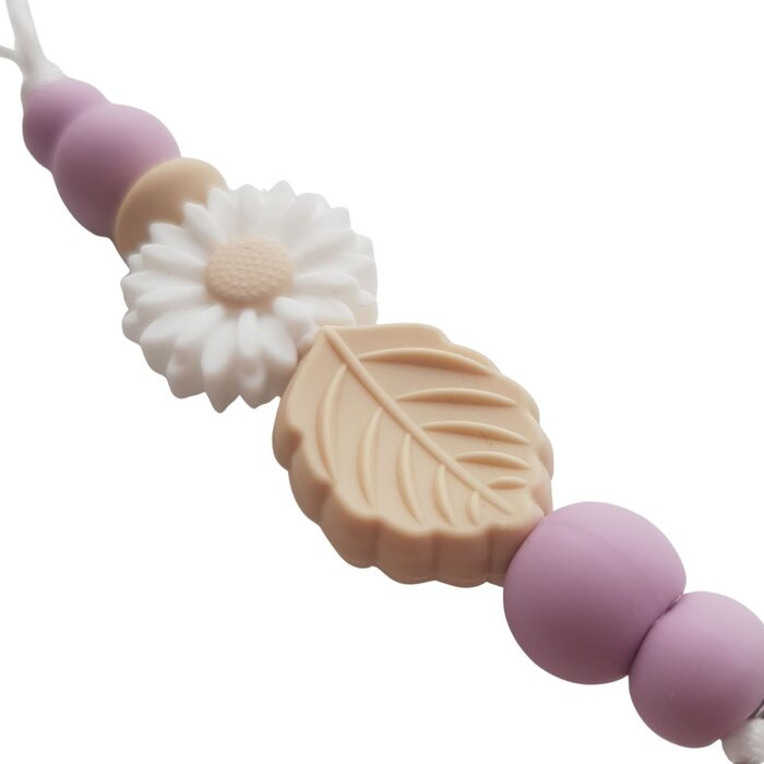 Chewies & more Newborn Daisy Clip Lilac