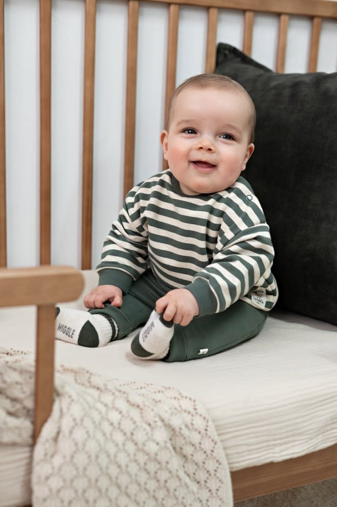 Feetje Broek Groen - Wiggle and Waddle