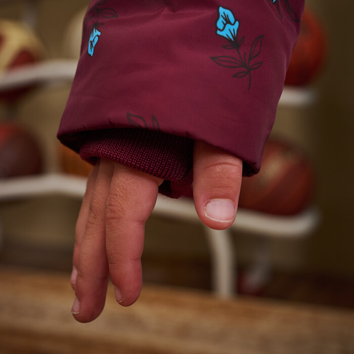 Z8 Arieke Burgundy battle