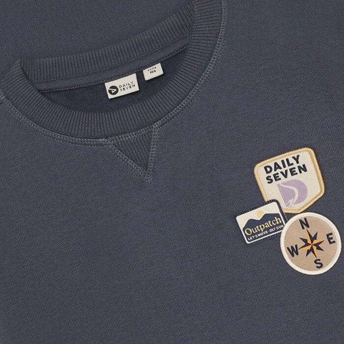 Daily7 Oversized Sweater Badges Odyssey Gray