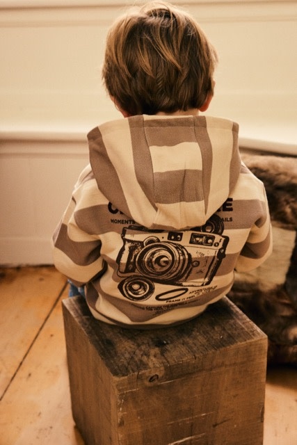 Daily7 Oversized Hoodie Backprint Plaza Taupe