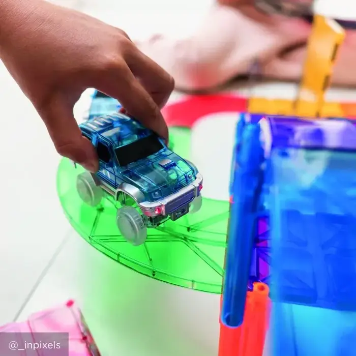 Cleverclixx Race Track Car Blue