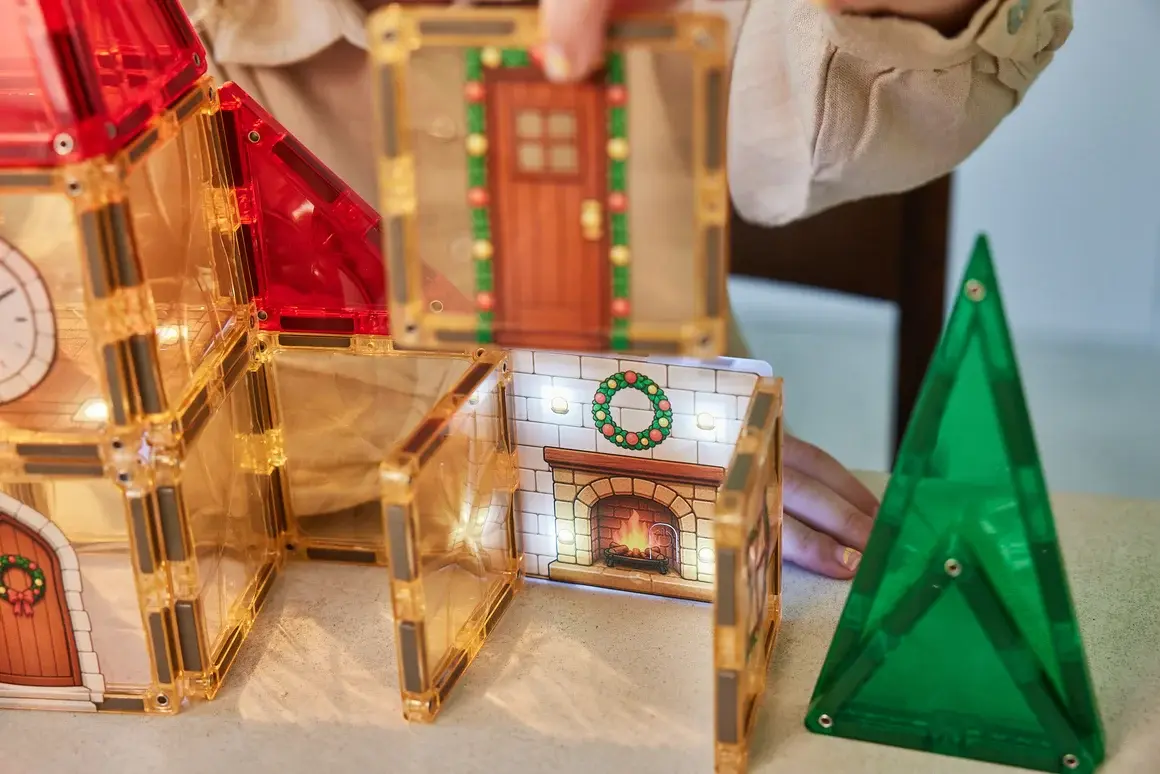 Cleverclixx Christmas Village Advent Calendar